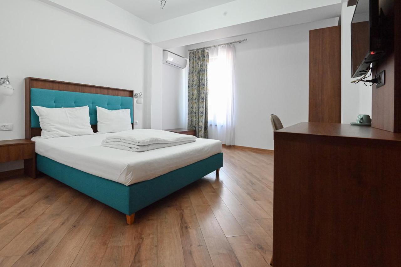 Helios Hotel Sulina Exterior photo